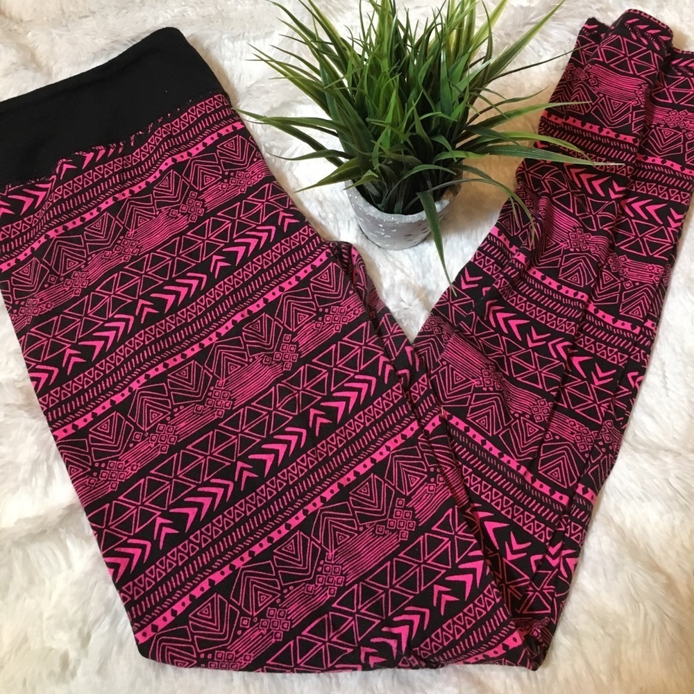 Pink Ornate Patten Yoga Leggings
